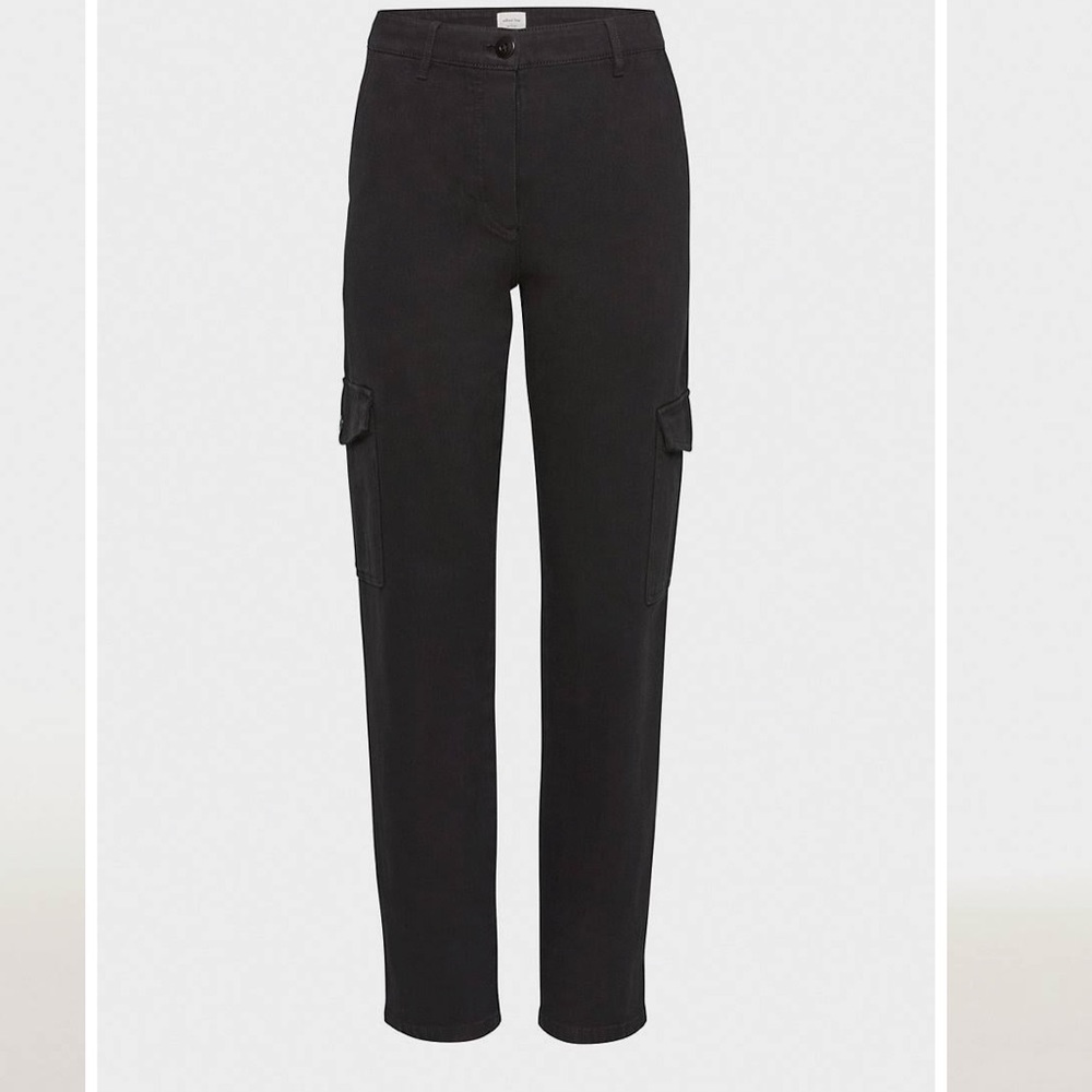 NWT: ARTIZA Modern Cargo Pant